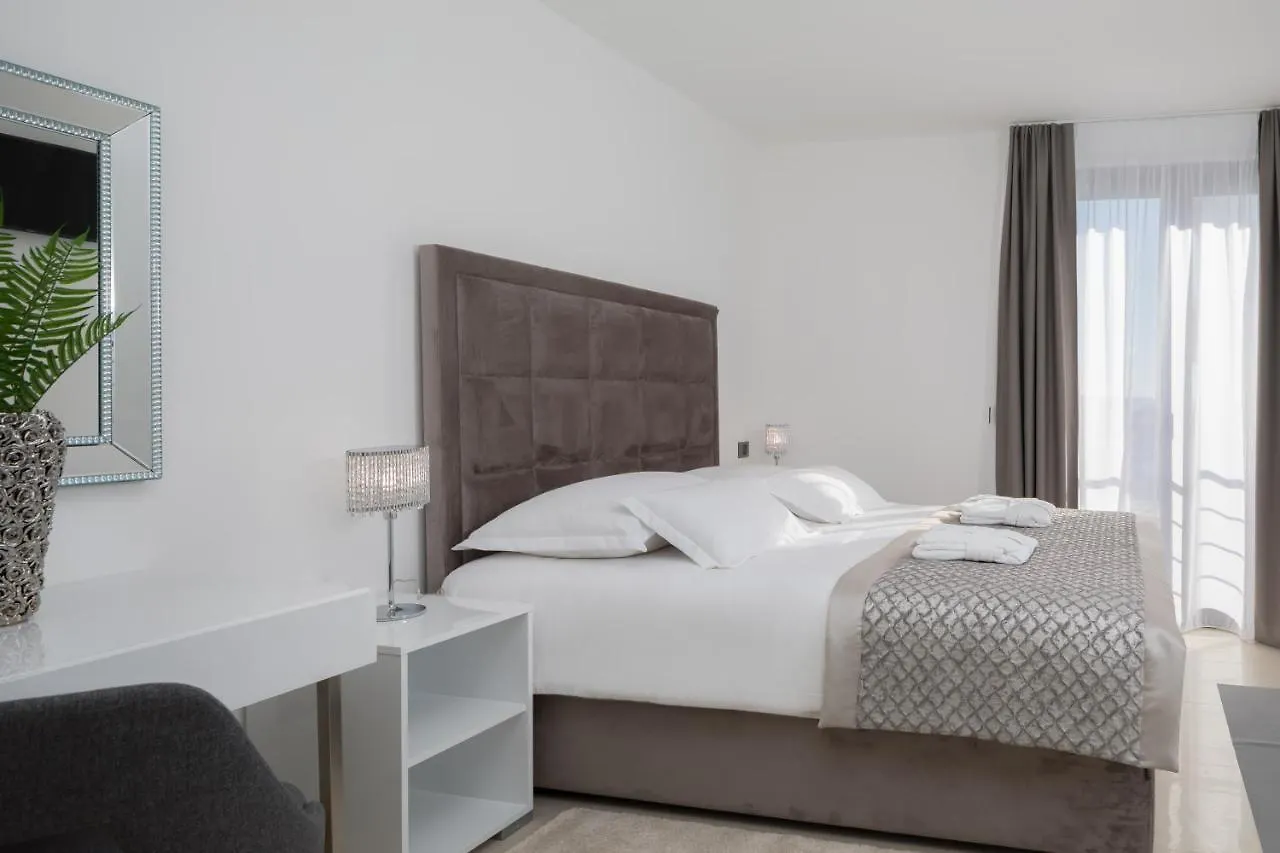 Luxury Apartments Baotic Trogir 0*,  Kroatien
