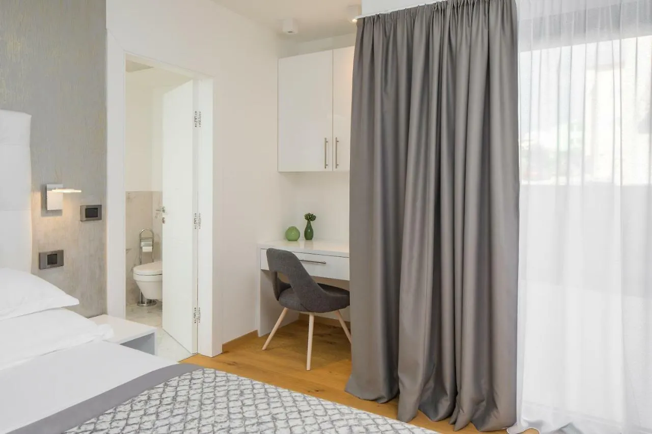 Luxury Apartments Baotic Trogir