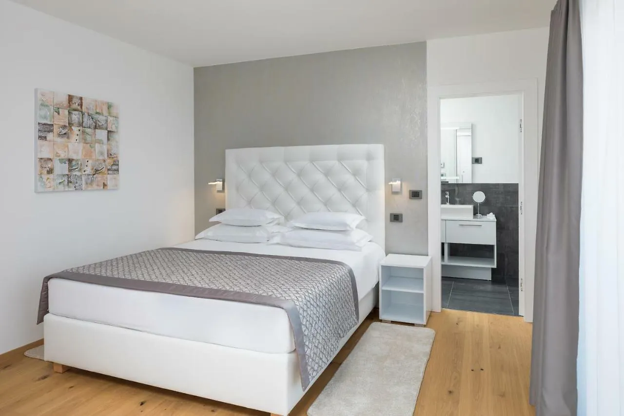 Luxury Apartments Baotic Trogir