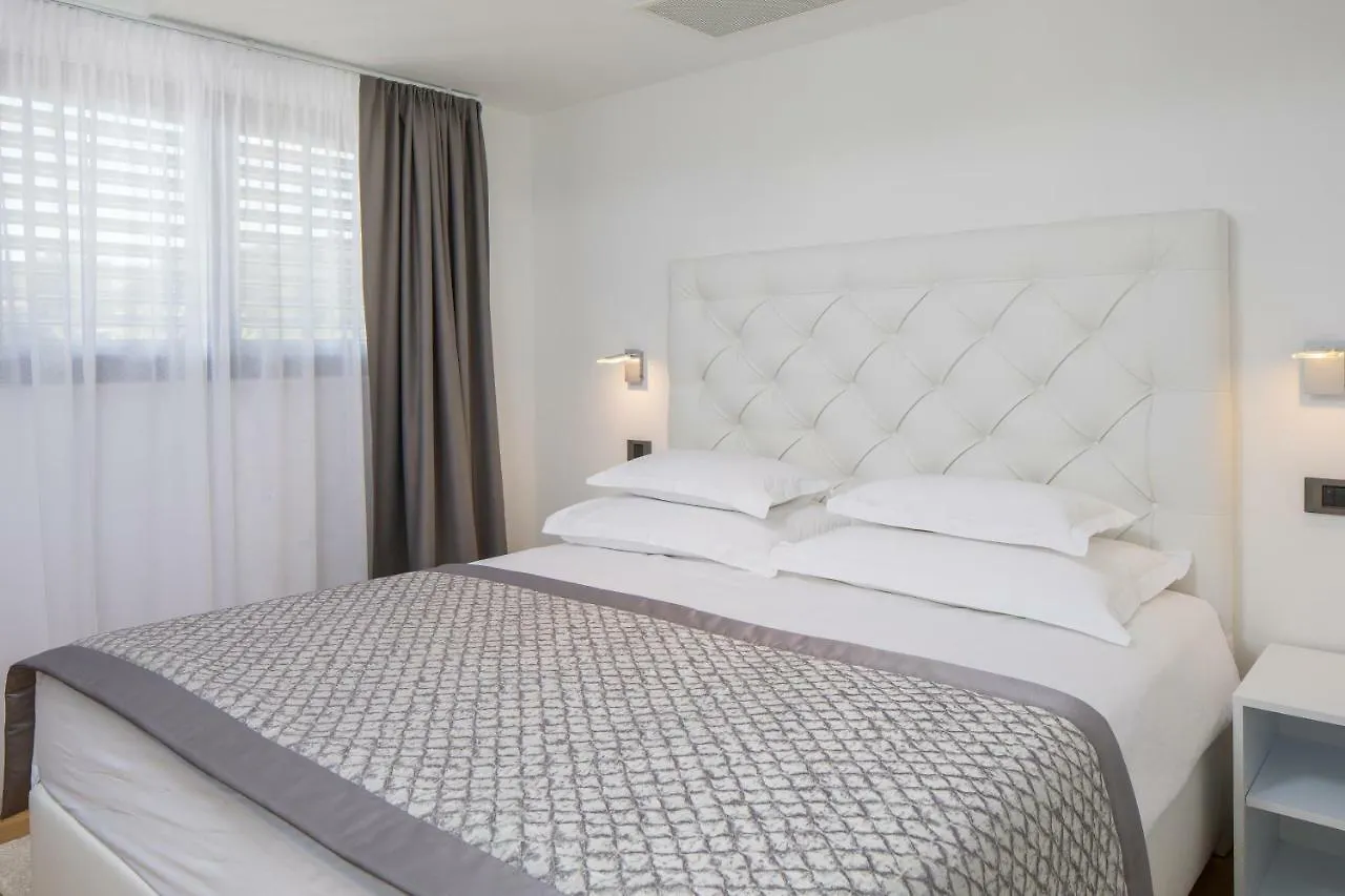 Luxury Apartments Baotic Trogir 0*,  Kroatien