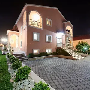 Apartment B-2you, Trogir