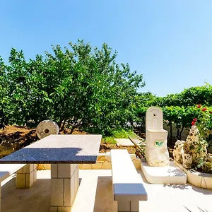 Apartment Ivan, Trogir