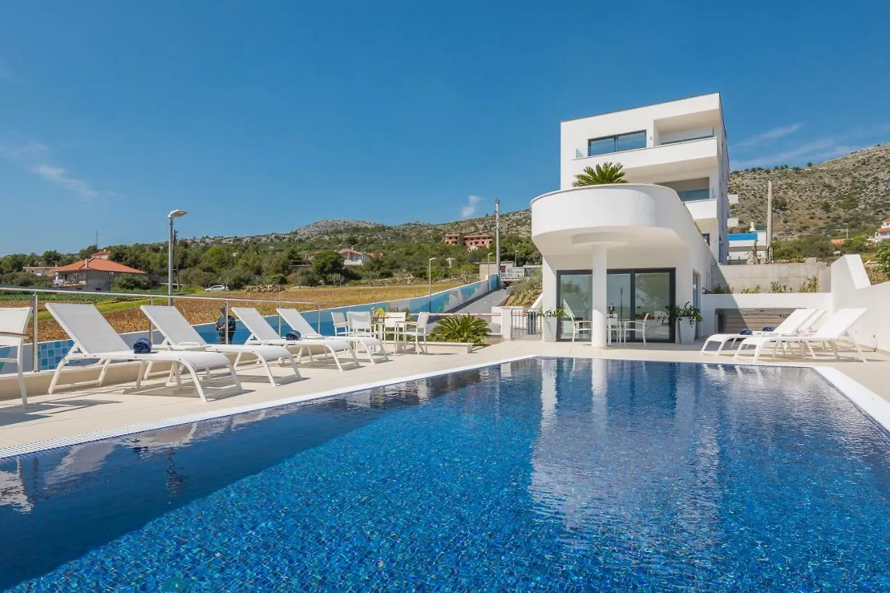 Luxury Apartments Baotic Trogir